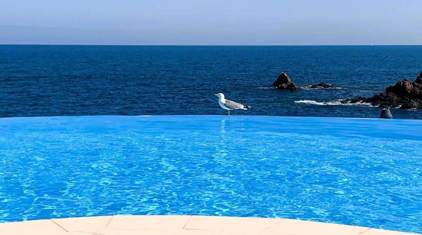 Apartamento de vacaciones para 4 personas, con piscina además de vistas y jardín - 1