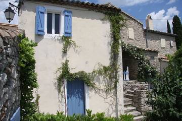 Gîte pour 4 personnes, avec jardin et terrasse, animaux acceptés à Lauret