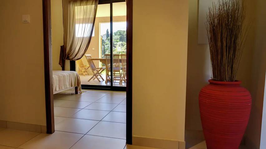 Location de vacances pour 9 personnes, avec Balcon et Terrasse dans Sagone - 4