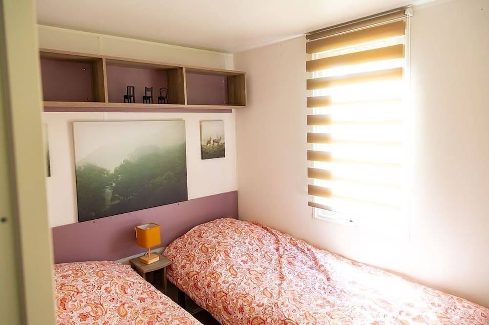 Blue Grass Ranch - Mobil-Home Cactus & Jacuzzi in Bischoffsheim, Bas-Rhin Alsace
