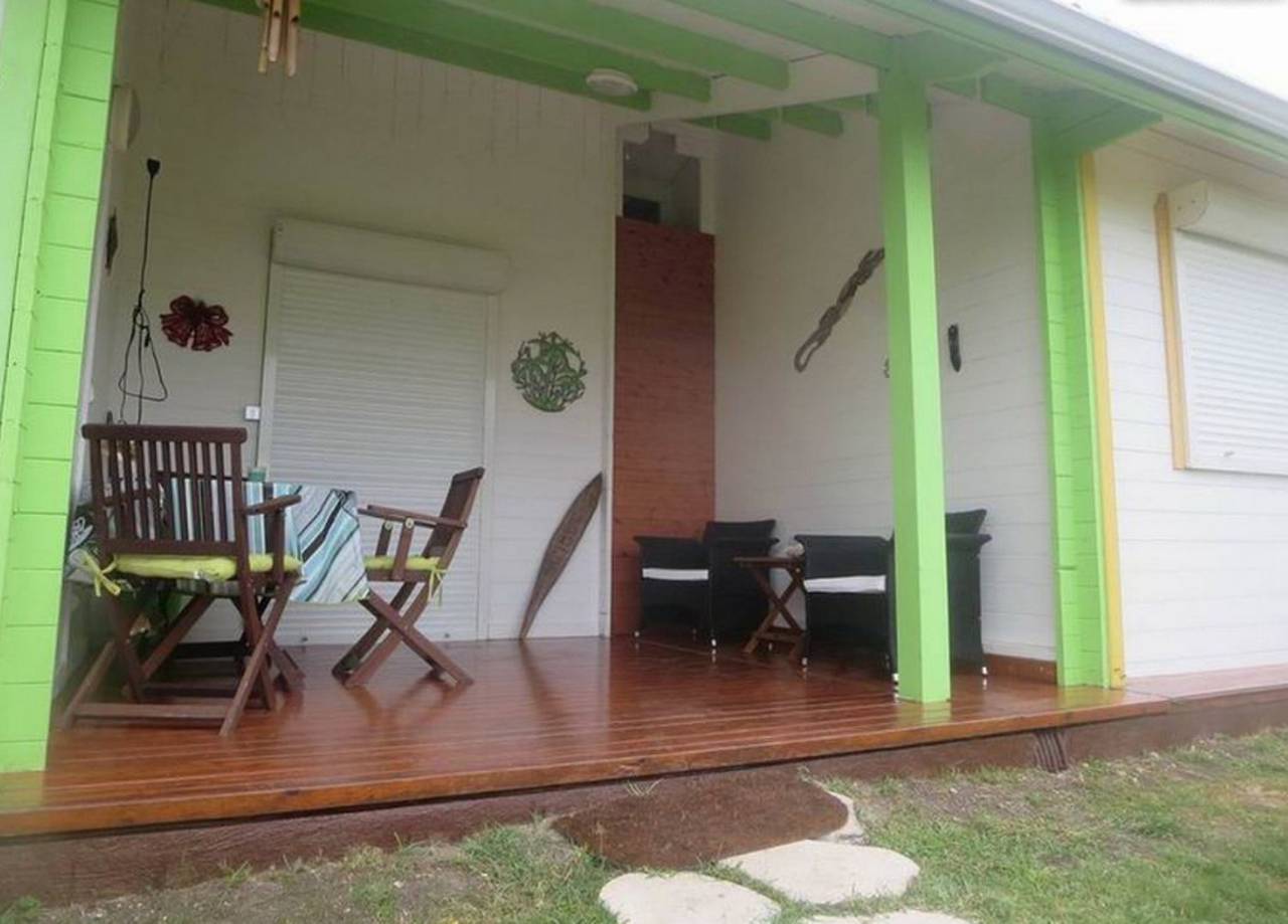 Encantador Bungalow en Saint-François con Piscina Compartida in Saint-François, Guadalupe