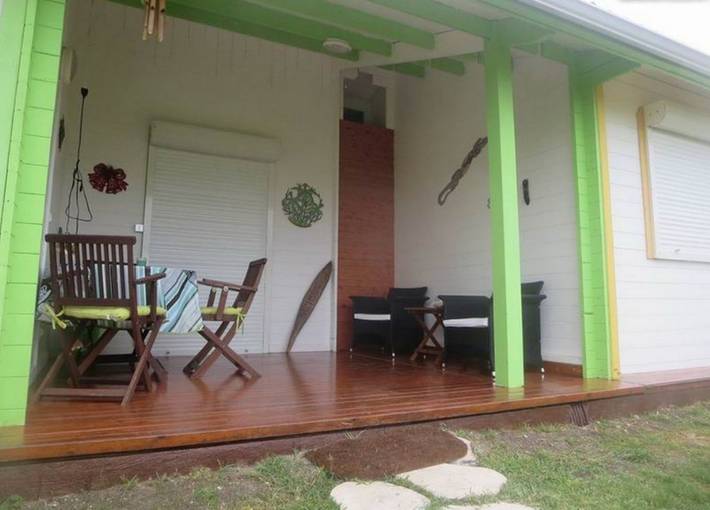 Location de vacances pour 2 personnes, avec terrasse et piscine à Saint-François - 2