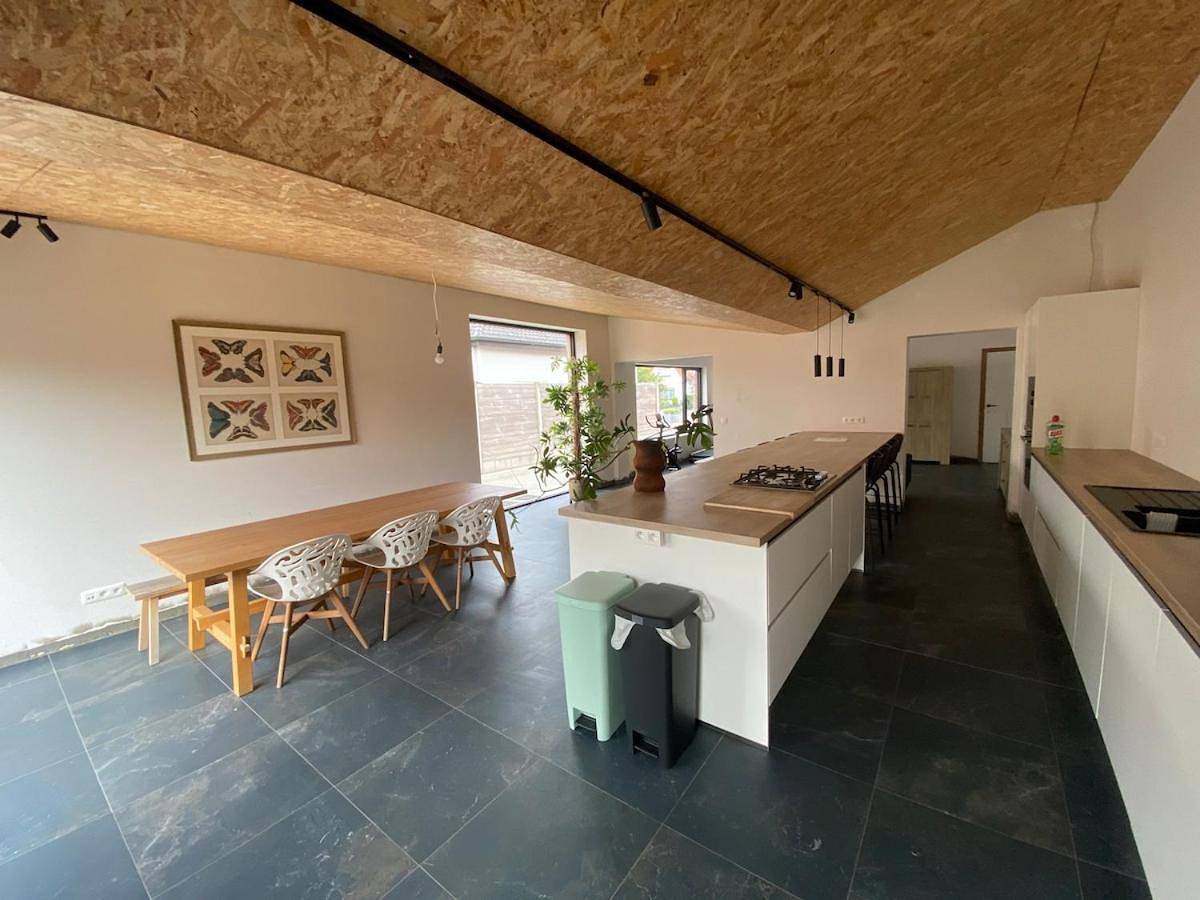 Four-Bedroom House in Maldegem, Ostflandern