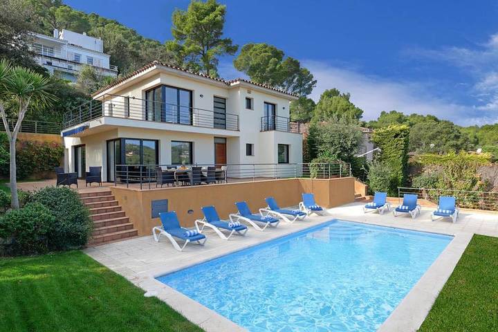 Villa pour 8 personnes, avec terrasse ainsi que jardin et vue à Tamariu - 2