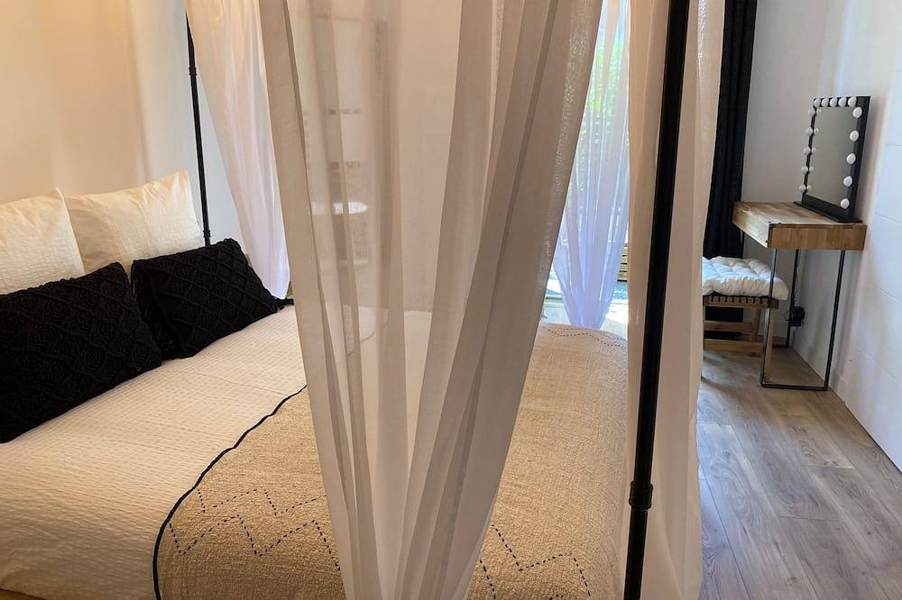 Appartement entier, Appartement hyper centre Style Industriel-Luxe in Avignon, Vaucluse