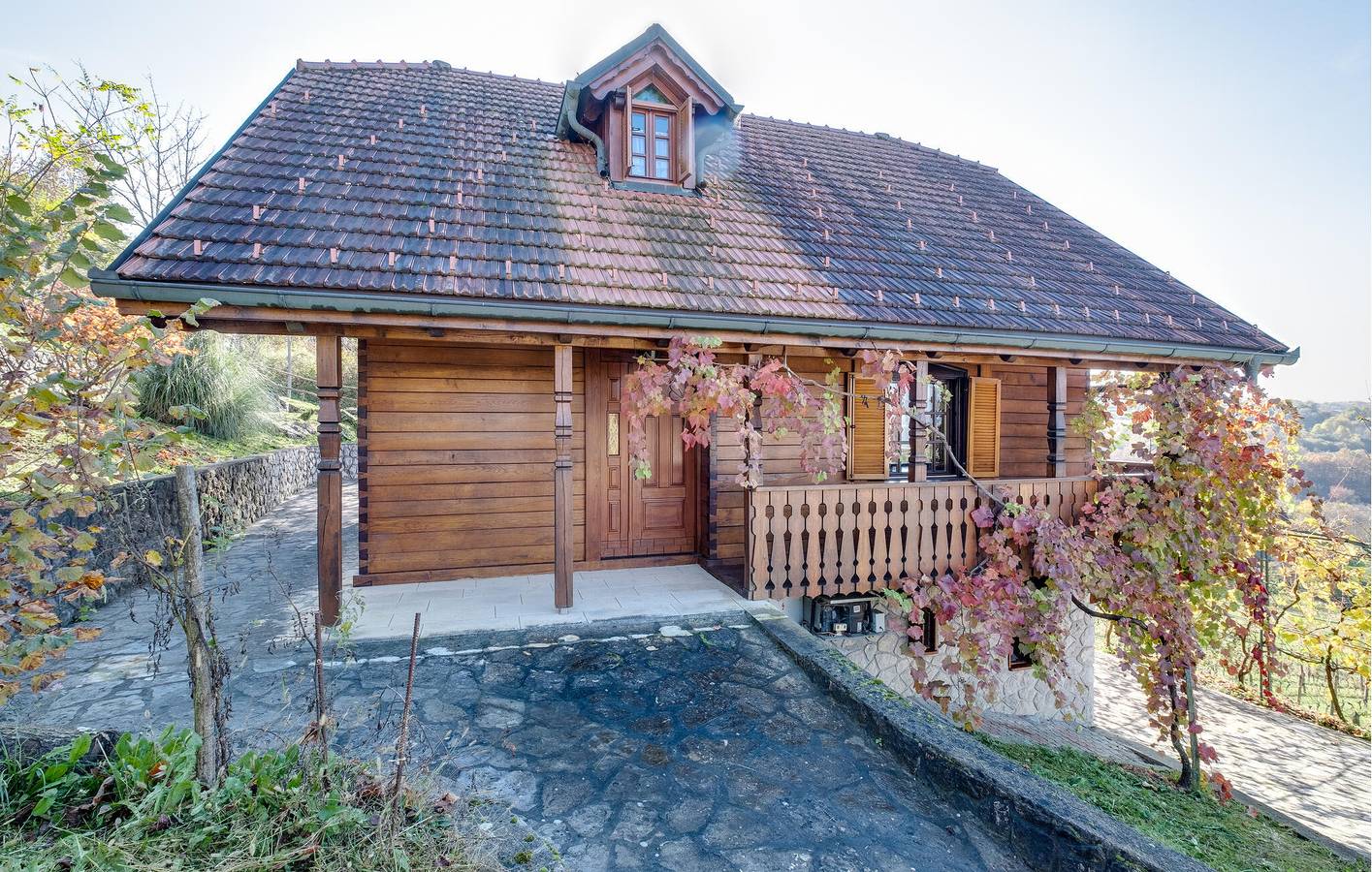 Gezellig appartement met 2 slaapkamers, terras en barbecue, vlak bij de rivier de Kupa in Karlovac region
