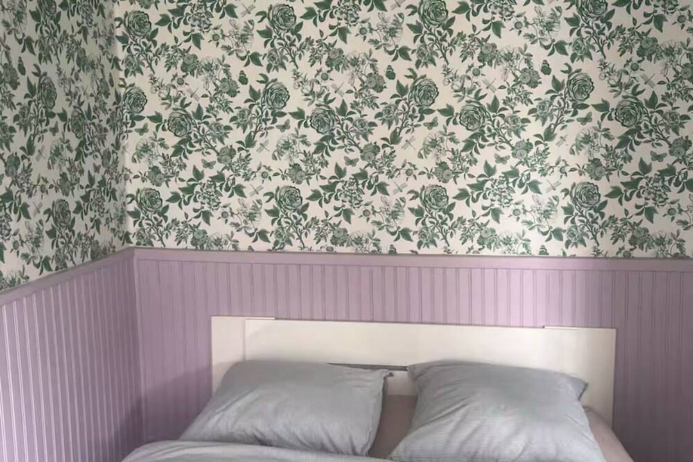 Weaver's house (36 m), full of charm in the center of Cholet, with garden. in Cholet, Cholet und Umgebung