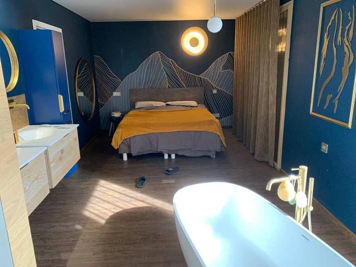Location de vacances pour 8 personnes, avec jacuzzi et terrasse à Montperreux - 2