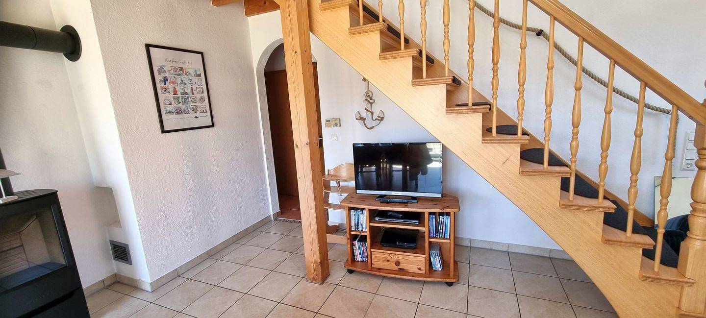 Ferienhaus (85qm) für 5 Personen und Hund mit Kamin und großem Garten in Norden, Norden und Umgebung