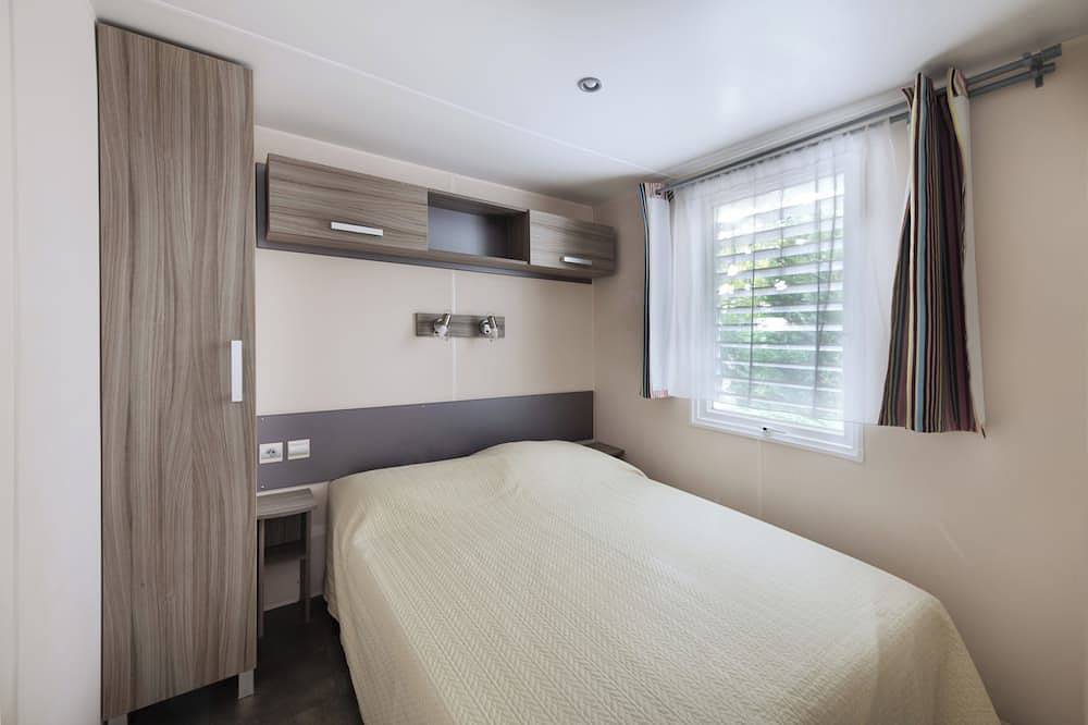Mobile-home 6 persons air-conditioned camping 4* France in Cheval-Blanc, Parc naturel régional du Luberon