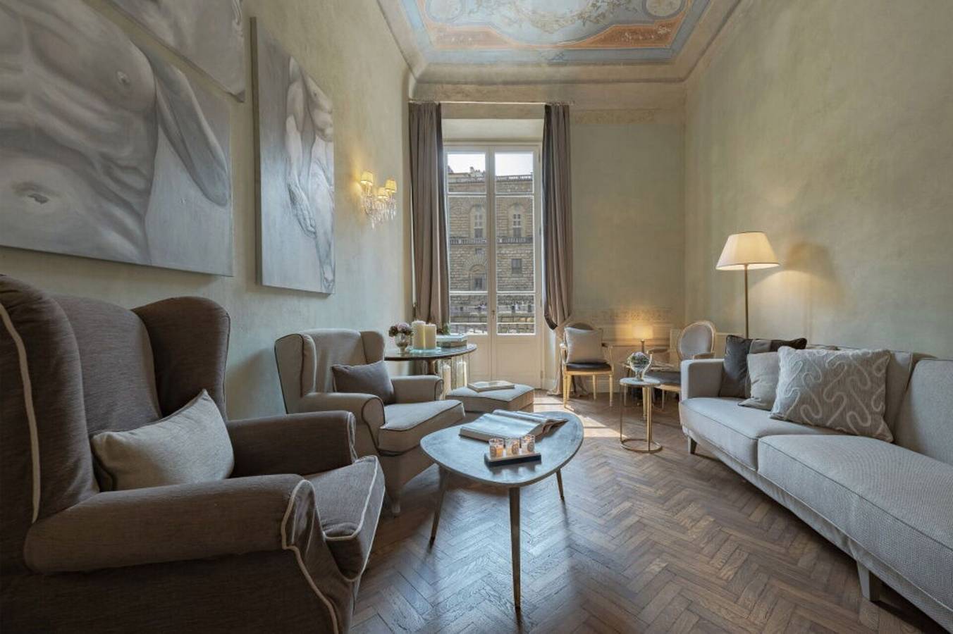 Ganze Wohnung, Ferienwohnung für 12 Personen mit Terrasse in Florence city center, Florenz