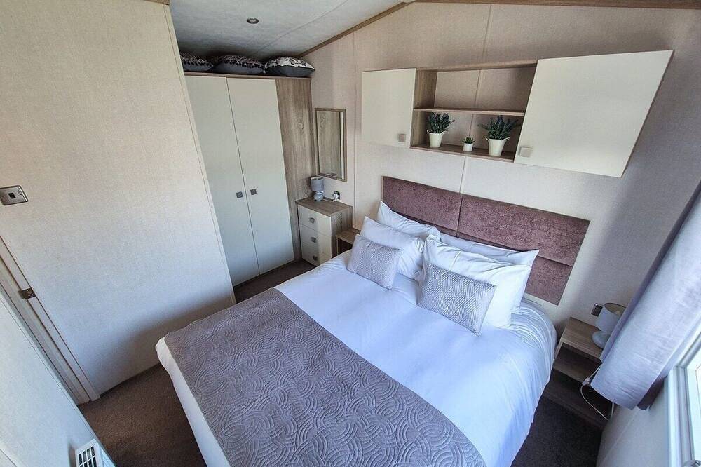 Birchington Vale - 2 Bedroom Sleeps 6 in Kent