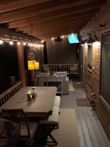 Log Cabin for 6 Guests in Show Low, Arizona, Picture 2