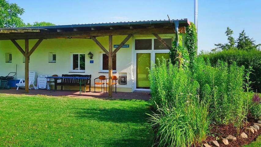 Ferienhaus für 4 Personen, mit Garten