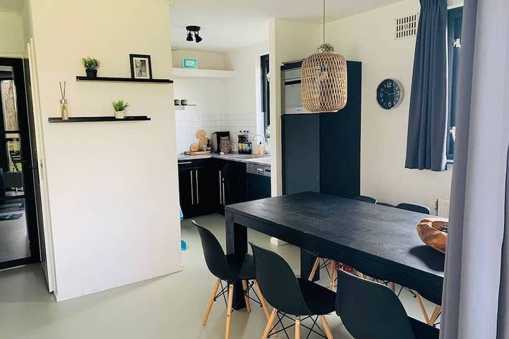 Ferienhaus für 6 Personen, mit Balkon und Garten in Ewijk