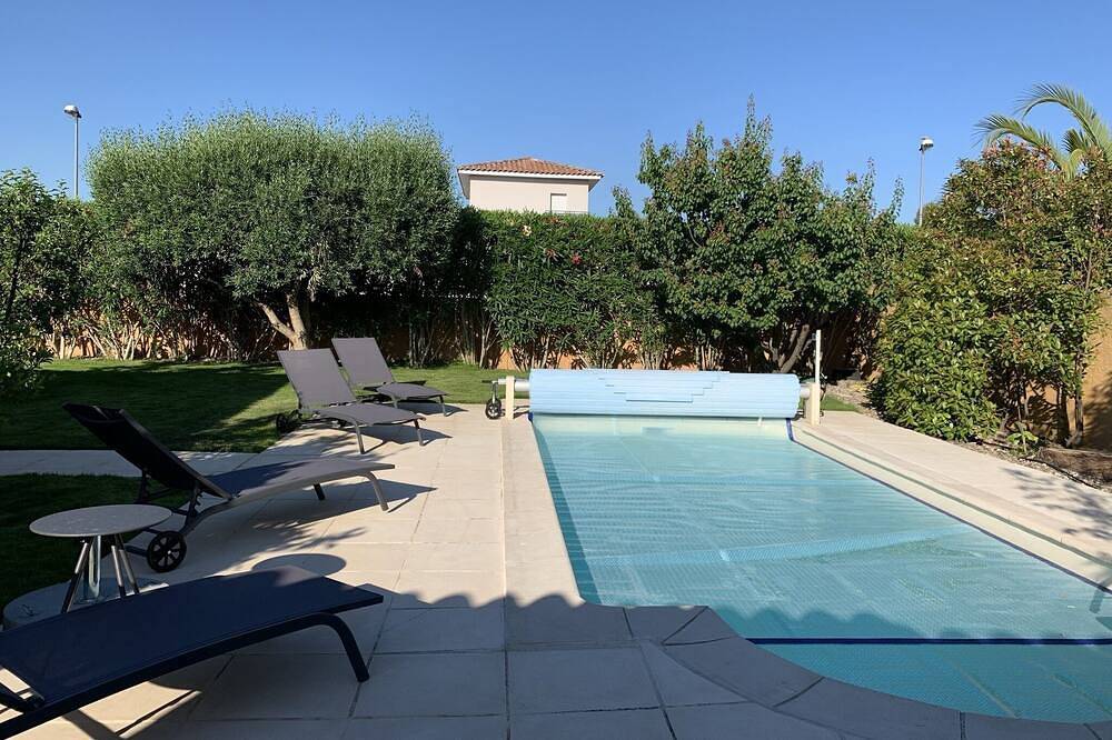 Villa 6 pers avec Piscine proche de Sète et du Bassin de Thau in Villeveyrac, Côte méditerranéenne (France)