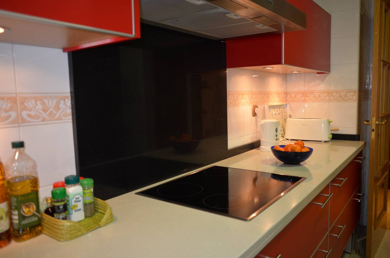 Apartamento inteiro, Apartamento 'Central, Espaçoso com Estacionamento' com Wi-Fi e Ar Condicionado in Beiro, Granada