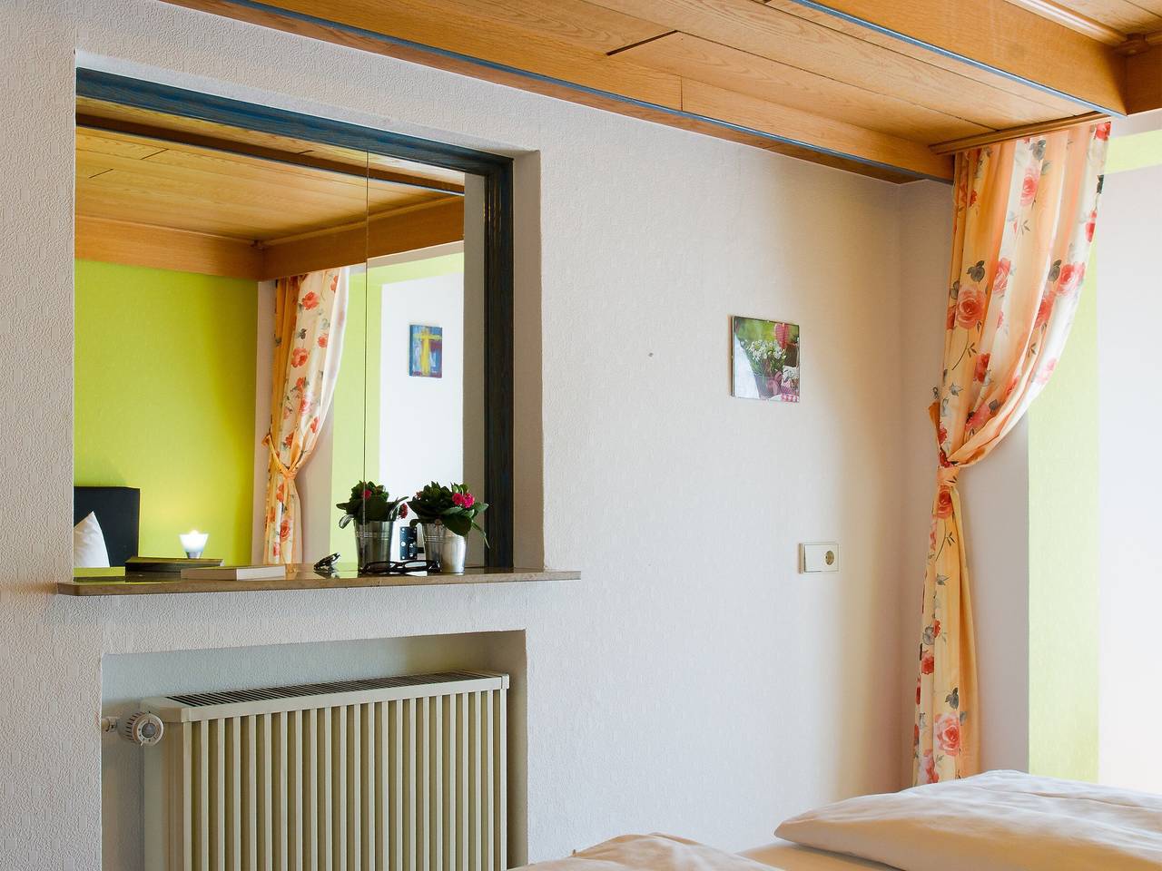 Zimmer 'Paul' mit gemeinsamer Terrasse und Wi-Fi in Bad Rippoldsau-Schapbach, Mittlerer Schwarzwald