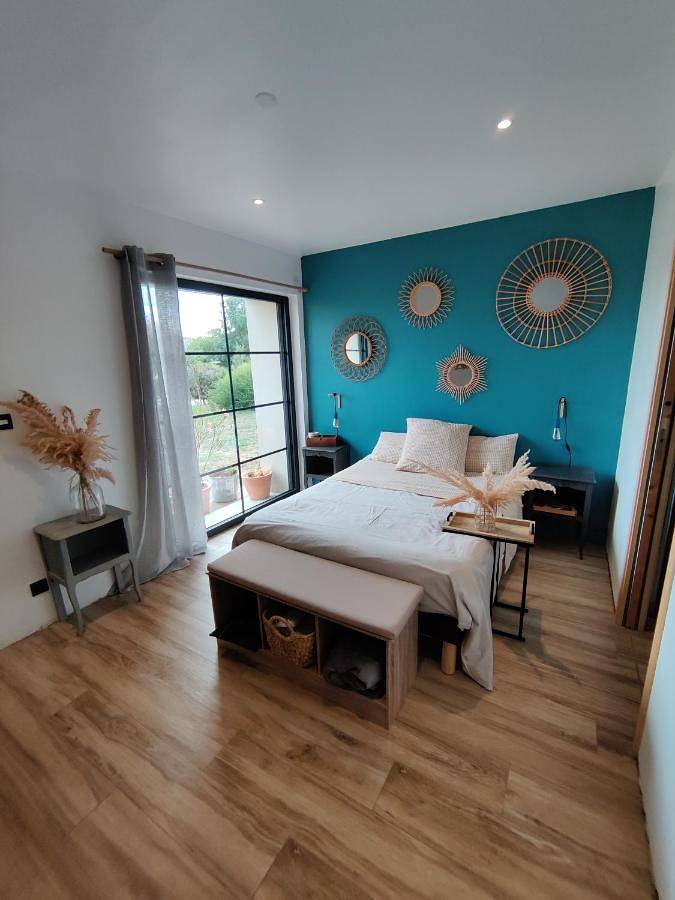 Gîte pour 2 personnes, avec terrasse ainsi que jardin et vue, animaux acceptés à Saint-Julien-de-Concelles