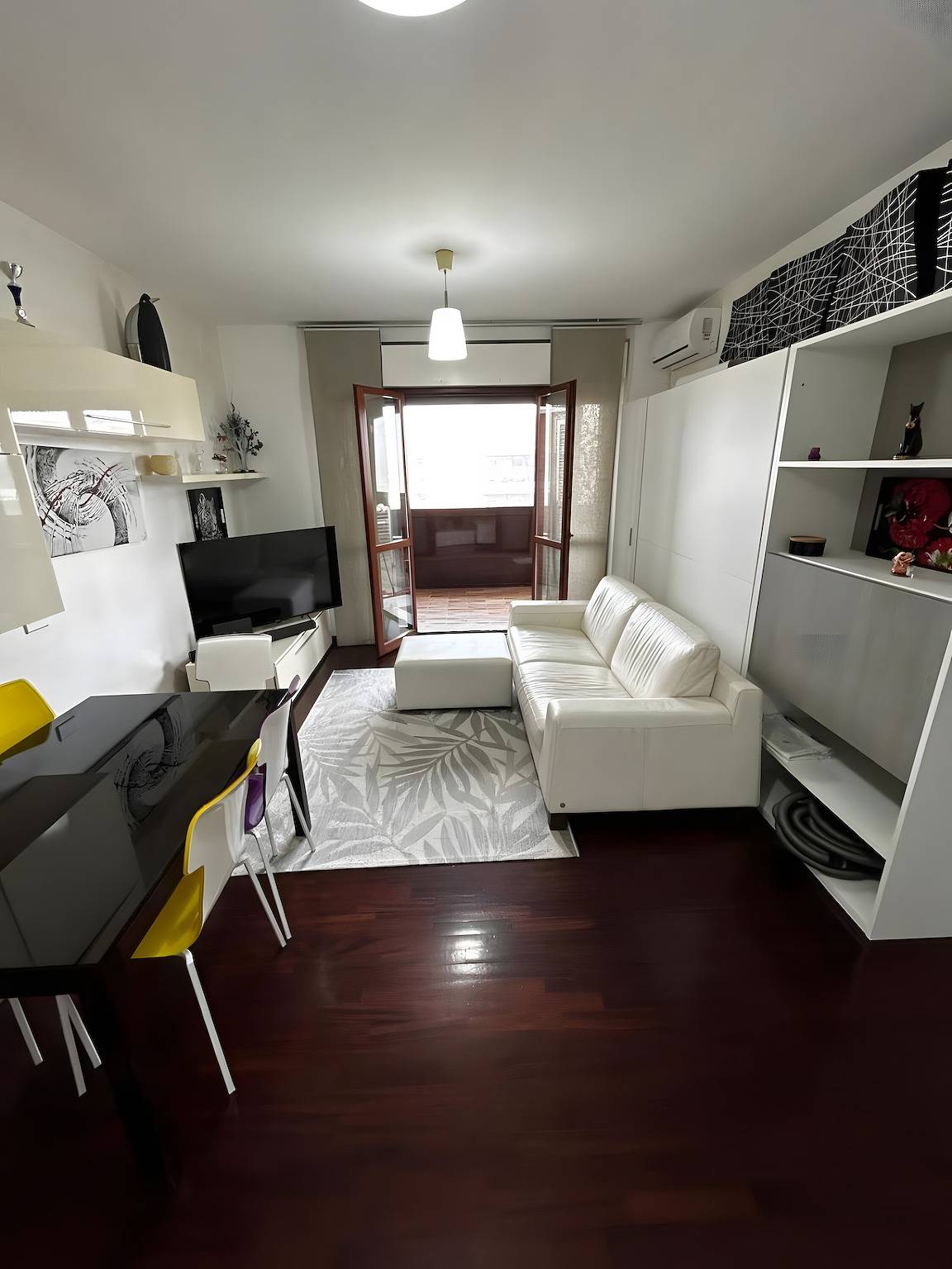 Entire apartment, Holiday apartment for 4 people with garden in Fiumicino, Rome Province