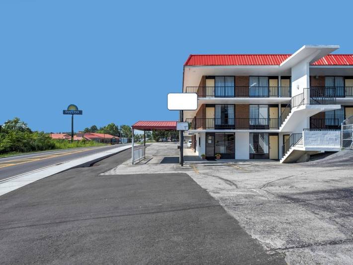 Entire apartment, Cleveland Tn|King Bed in Cleveland (TN), Bradley County