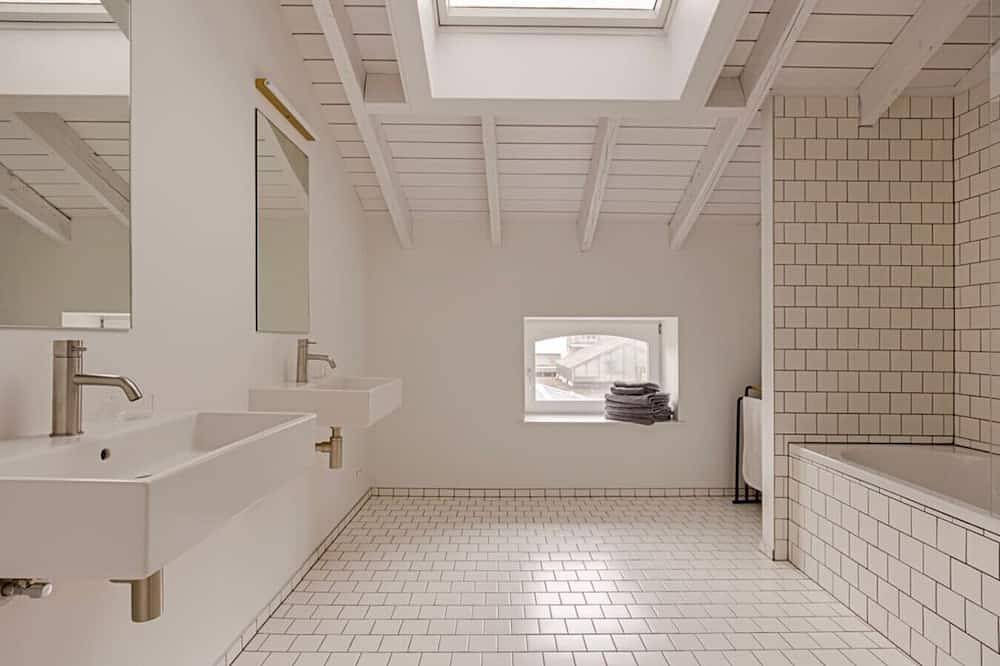 Appartamento intero, 3 bedrooms apartment + private parking in Liege historical area in Liegi, Liegi e dintorni