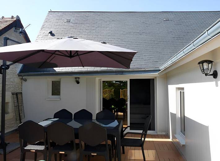 Gîte pour 5 personnes, avec terrasse ainsi que jacuzzi et jardin à Saint-Georges-sur-Cher