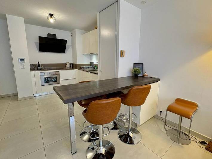 Gîte pour 4 personnes, avec balcon et vue dans Gare De Saint Raphael Valescure - 2