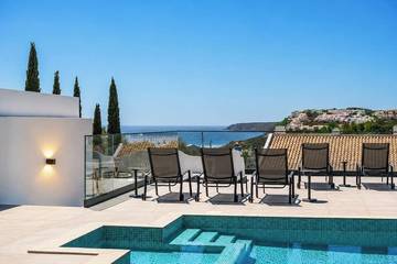 Ferienhaus für 8 Personen in Salema, Naturpark Südwest-Alentejo und Costa Vicentina, Bild 1