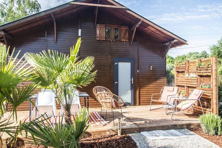 Gîte pour 4 personnes, avec jardin et vue, animaux acceptés à Prouilly