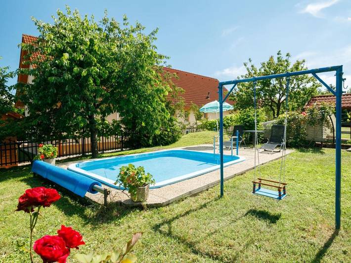 Ferienhaus für 6 Personen, mit Balkon und Terrasse sowie Garten und Pool in Ungarn - 2