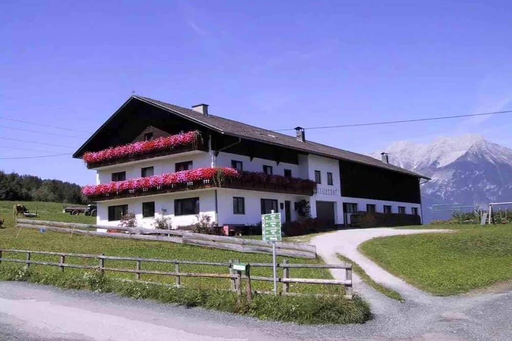 Geheel appartement, Appartement Ii - Stillerhof in Mutters, Regio Innsbruck