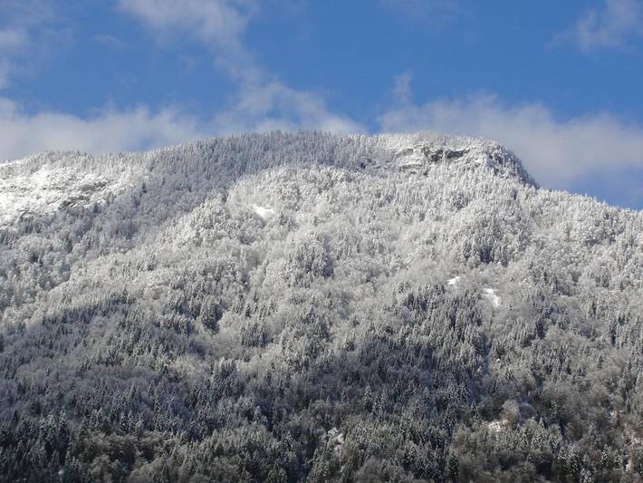Gîte pour 4 personnes, avec jardin et vue, adapté aux familles à Thônes - 2