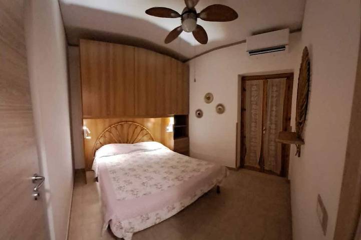 Apartamento entero, Casa Diamante: An apartment just a short walk from the beach. in Diamante (desambiguación), Provincia de Cosenza