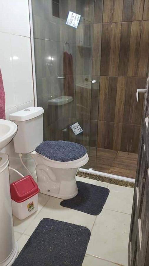 Casas e apartamentos de temporada para 4 pessoas, com piscina e balcão e ainda vista, com animais de estimação em Maricá