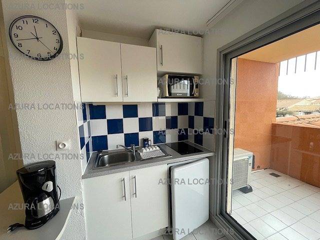 Gîte pour 4 personnes, avec piscine et terrasse, animaux acceptés dans Plage Rochelongue - 2