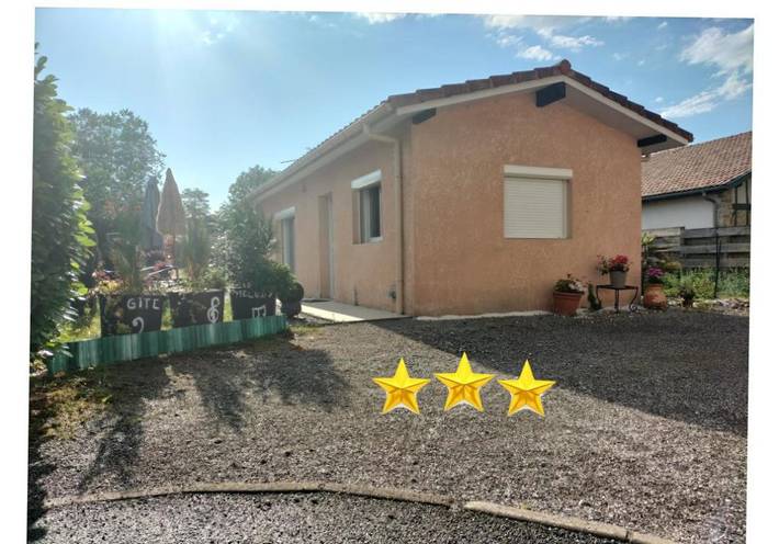 Gîte pour 3 personnes, avec terrasse à Rivière-Saas-et-Gourby