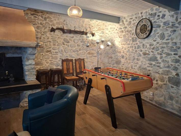 Location de vacances pour 8 personnes, avec terrasse ainsi que vue et jardin à Marignac - 2