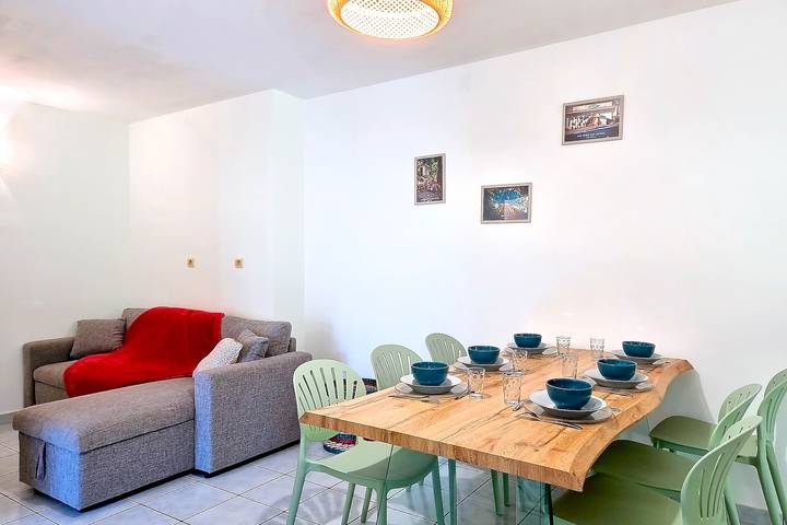 Appartement entier, Noulakaz - Balcon - Montagne in Saint-Denis (Réunion), Île de la Réunion