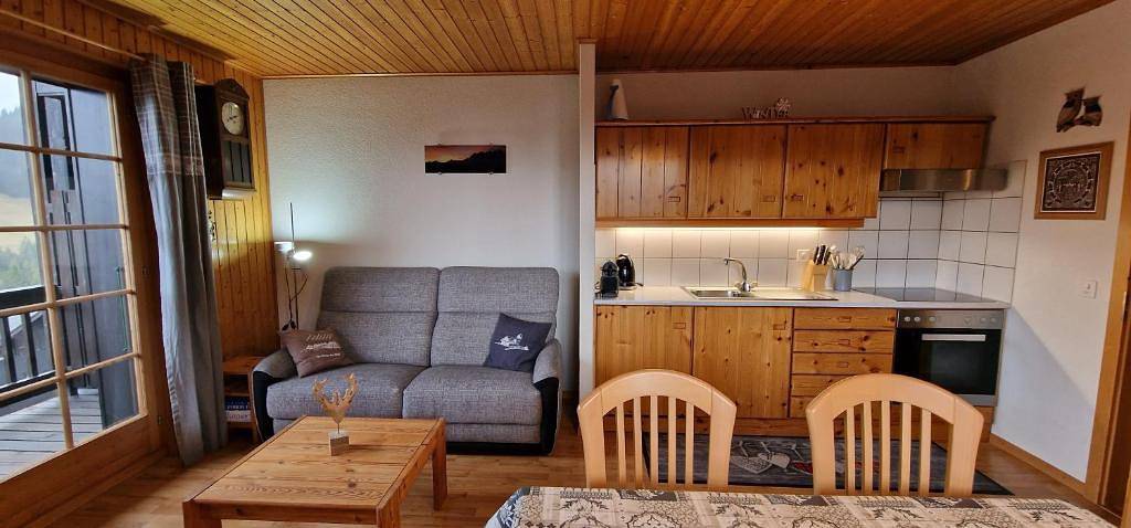 Geheel vakantieappartement, Vakantieappartement voor 4 personen met balkon in Champoussin, Val-d'Illiez