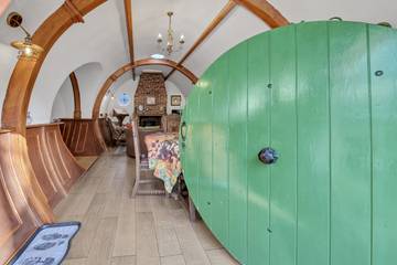 Holiday Home for 4 People in West Stowe, Suffolk, Photo 1