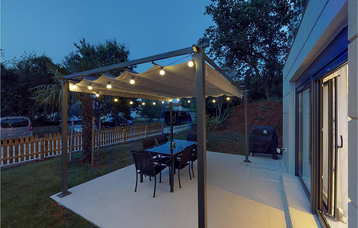 Ganze Ferienwohnung, Ferienwohnung für 4 Personen mit Terrasse in Drenje, Ostküste Istrien