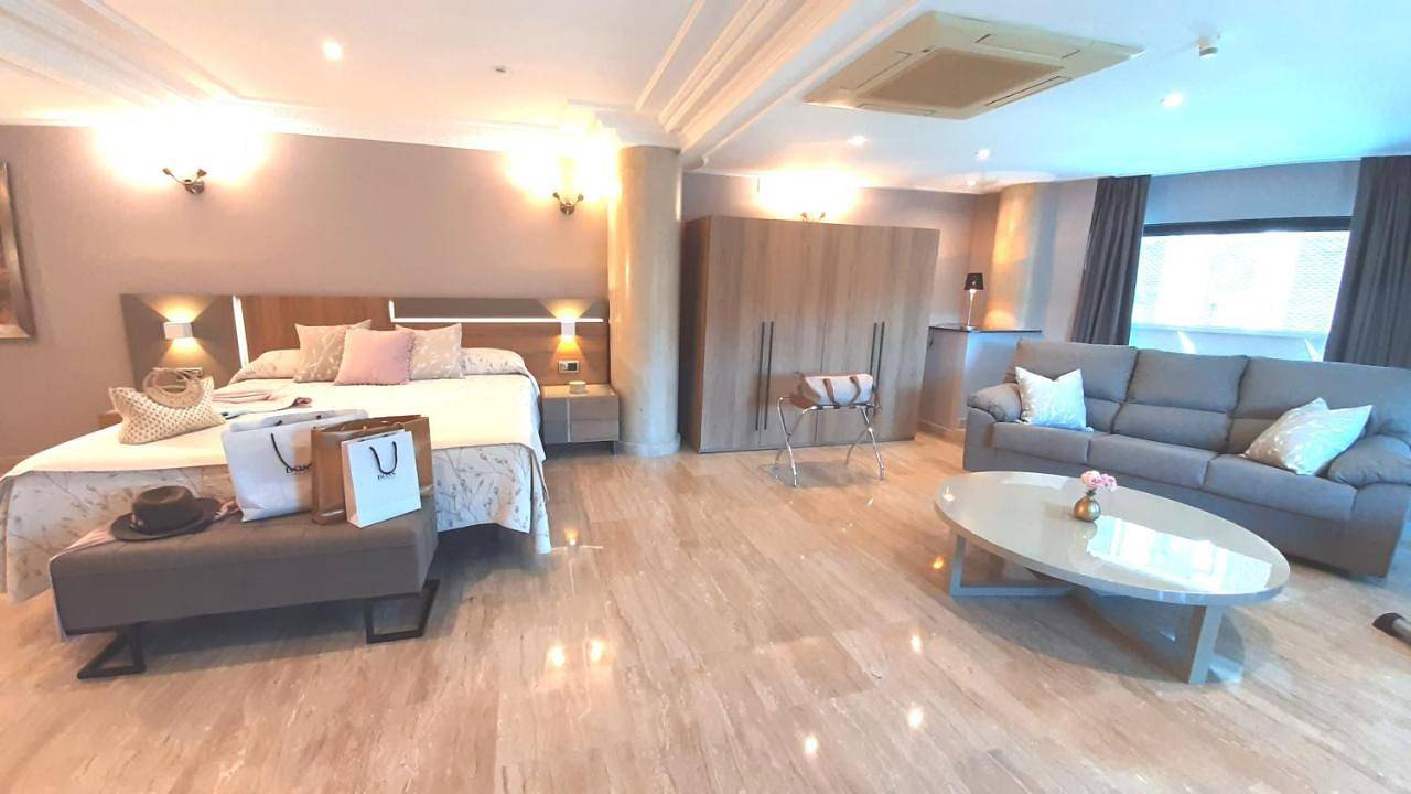 Hotel Nueva Plaza in Camargo, Costa de Cantabria
