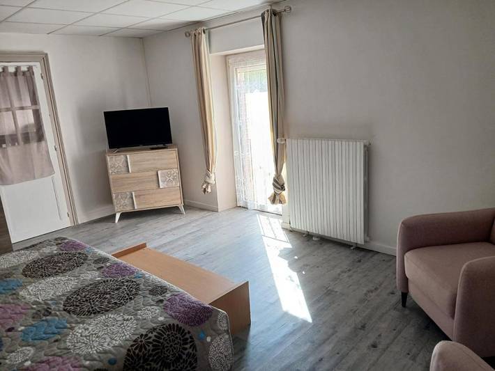 Gîte pour 3 personnes, avec jardin et terrasse à Évaux-les-Bains - 3