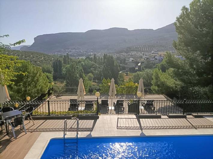 Casa rural para 8 personas, con vistas además de jardín y piscina en Los Villares - 3