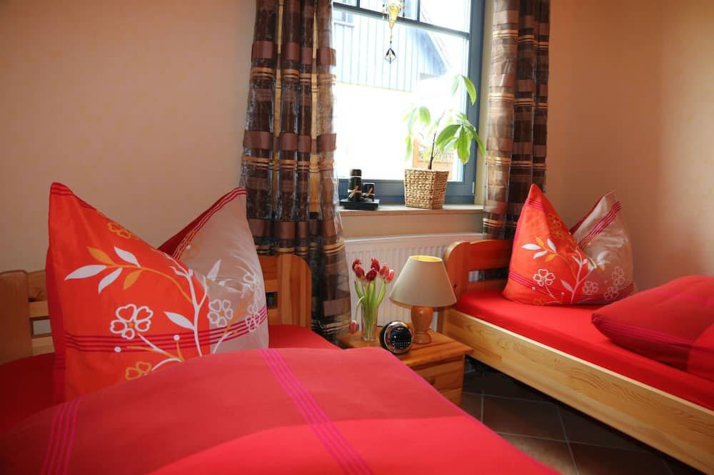 Ganze Wohnung, Exquisite Ferienwohnung an einem der schönsten Strände Deutschlands in Prerow, Fischland - Darß - Zingst