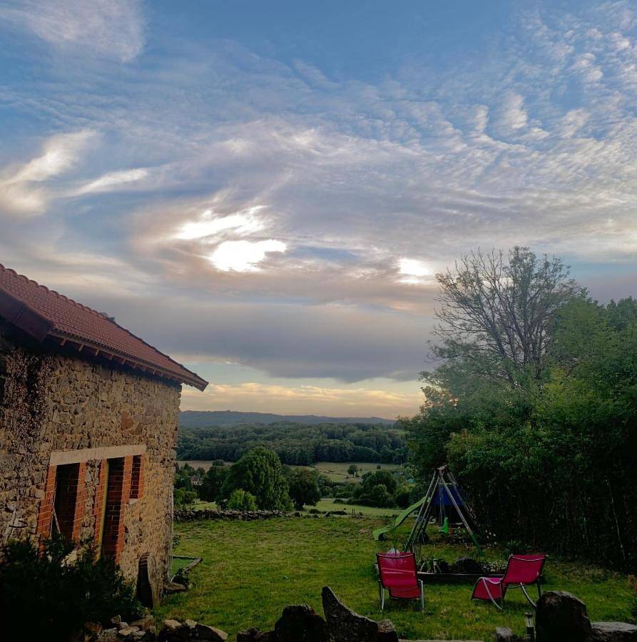 Four-Bedroom House in Folles, Région de Bellac