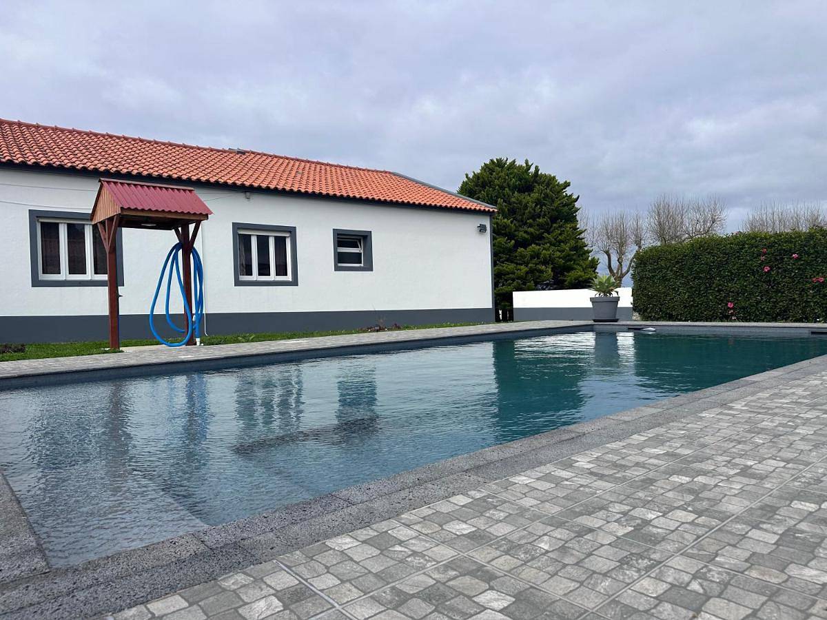 Apartamento inteiro, Three-Bedroom Apartment in São Miguel Island, Rabo de Peixe