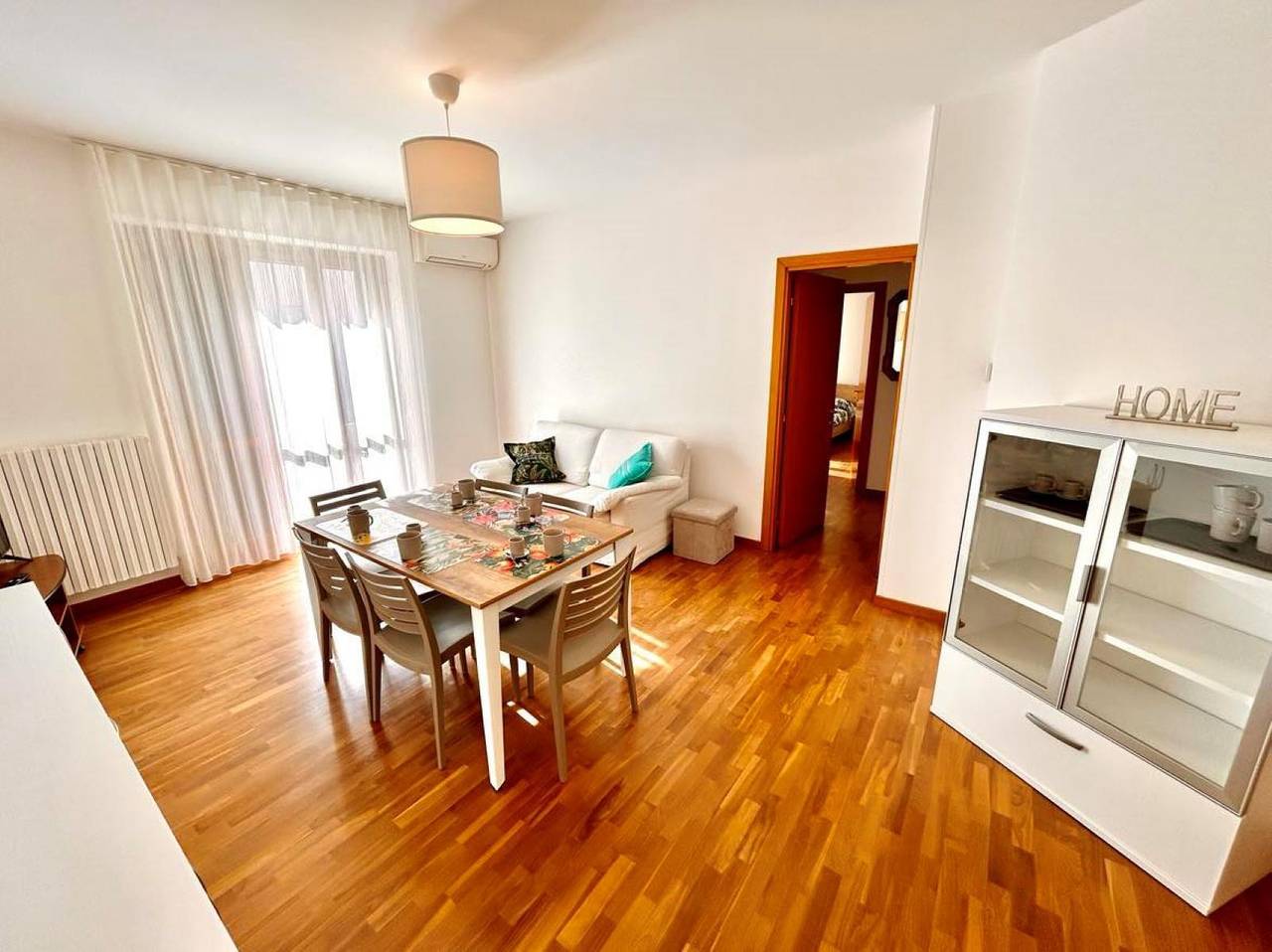 Appartement entier, Trilo Mike, appartamento con due bagni in centro in Sirolo, Riviera del Conero