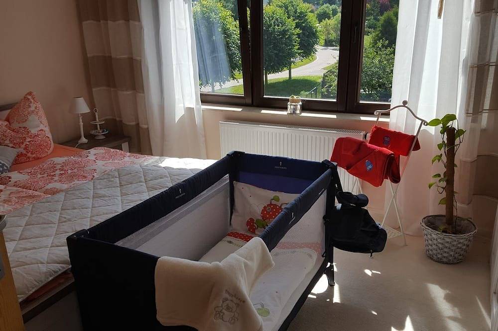 Ganze Wohnung, Moderne Komfortwohnung im Kurort am Rennsteig in Finsterbergen, Friedrichroda